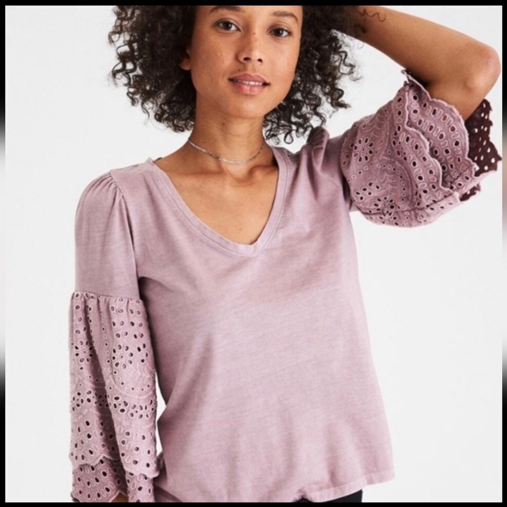 American Eagle Soft & Sexy Eyelet Detail Puffy Sleeve Tee Sz Sm